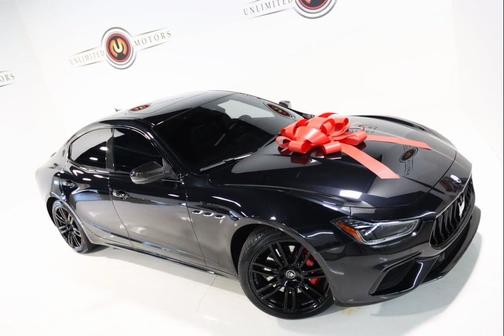 2022 Maserati Ghibli Modena Q4