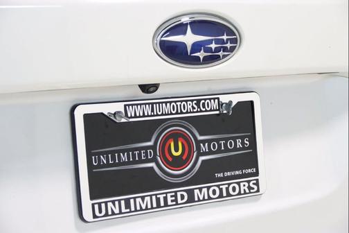 Crystal White Pearl 2024 Subaru Outback Premium