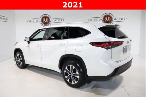 2021 Toyota Highlander Hybrid XLE