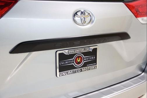 2014 Toyota Sienna L