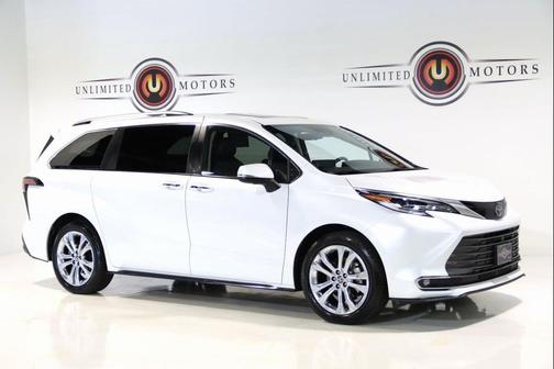 2022 Toyota Sienna Platinum