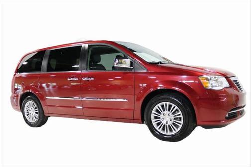 2015 Chrysler Town & Country Touring-L
