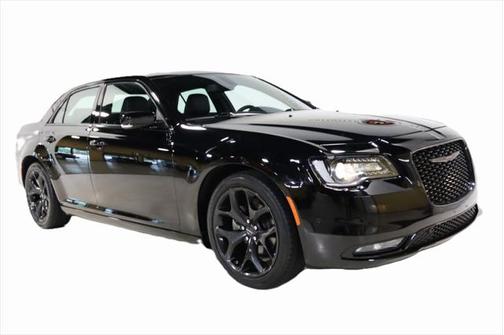2022 Chrysler 300 S