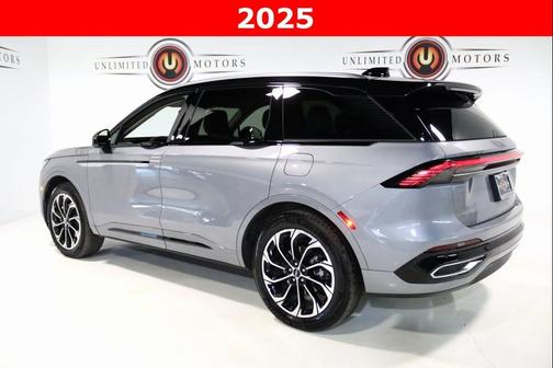 2025 Lincoln Nautilus Reserve