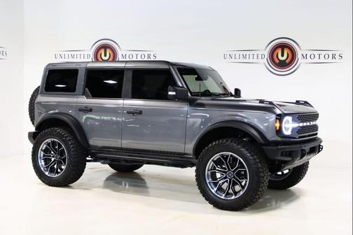 Carbonized Gray Metallic 2025 Ford Bronco Badlands