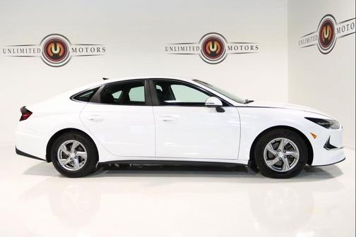 2023 Hyundai SONATA SE