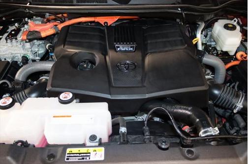2023 Toyota Tundra Hybrid Capstone