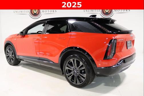 2025 Cadillac OPTIQ Sport 2 AWD