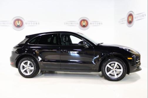 2020 Porsche Macan Base (PDK)