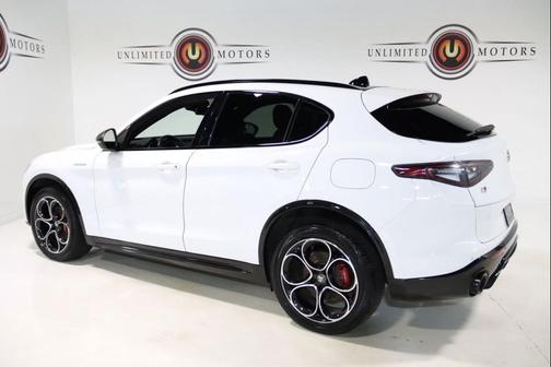 2024 Alfa Romeo Stelvio Veloce AWD