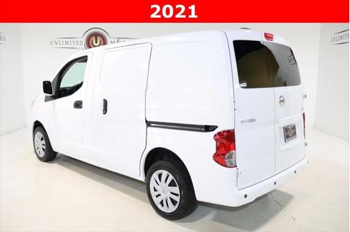 2021 Nissan NV200 SV
