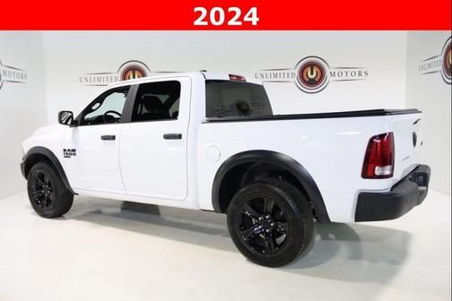 2024 RAM 1500 Classic Warlock Crew Cab 4x4 5'7' Box