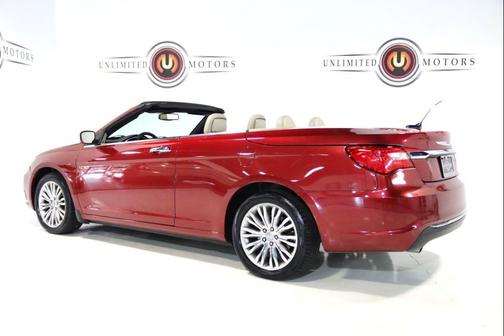 Deep Cherry Red Crystal Pearlcoat 2013 Chrysler 200 Limited