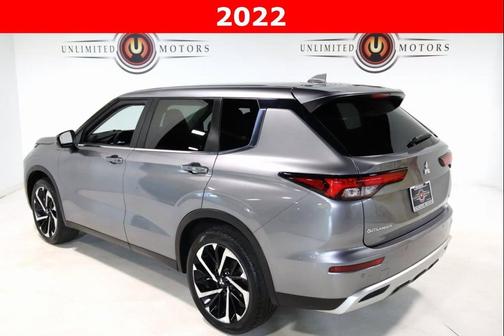 2022 Mitsubishi Outlander SE