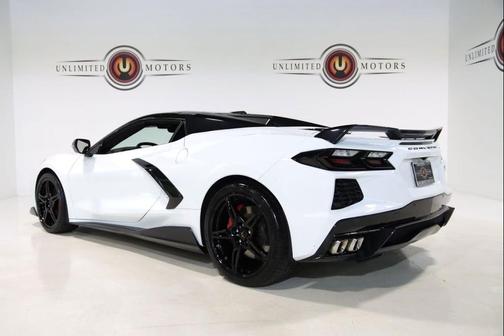 Arctic White 2024 Chevrolet Corvette Stingray w/3LT