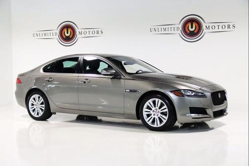 2017 Jaguar XF 35t Premium