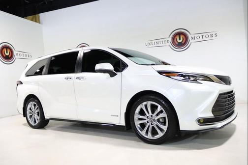 2021 Toyota Sienna Platinum 7 Passenger