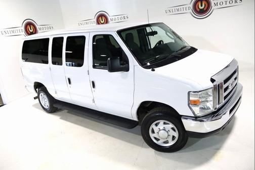 2014 Ford E350 Super Duty XLT