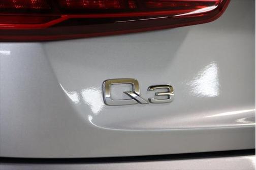 2018 Audi Q3 2.0T Sport Premium