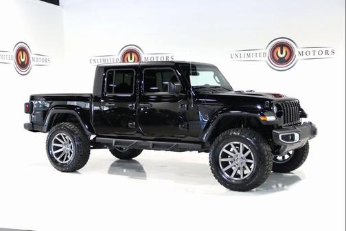 2023 Jeep Gladiator Sport S