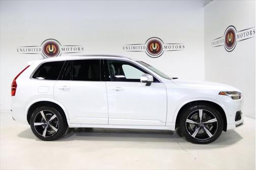2019 Volvo XC90 T6 R-Design