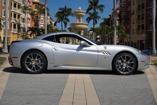 2011 Ferrari California Base