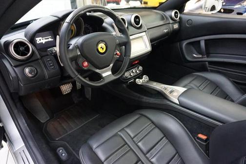2011 Ferrari California Base