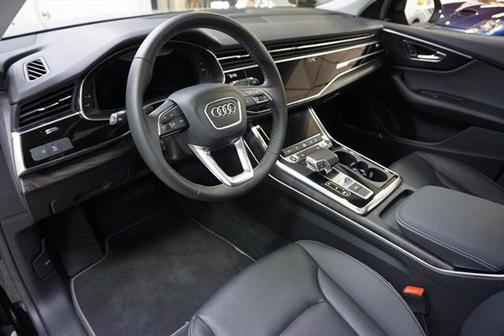 2022 Audi Q8 55 Premium Plus