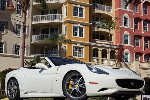 2014 Ferrari California Base