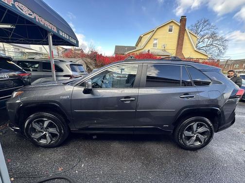 2023 Toyota RAV4 Prime SE