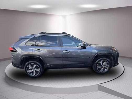 2023 Toyota RAV4 Prime SE