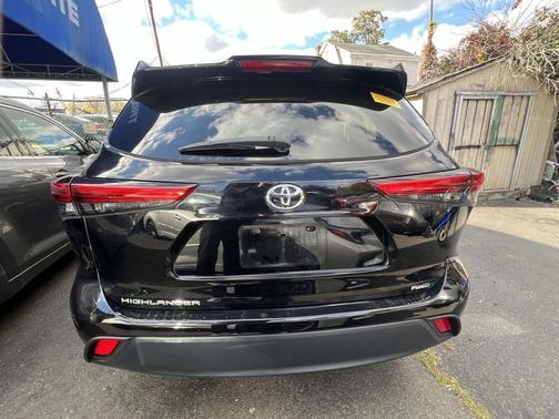2020 Toyota Highlander L