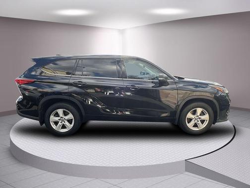 2020 Toyota Highlander L