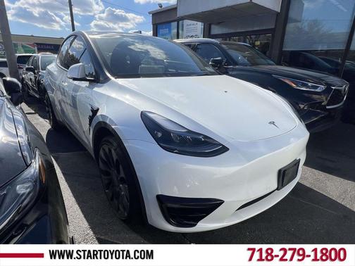 2023 Tesla Model Y Long Range Dual Motor All-Wheel Drive