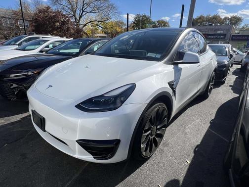 2023 Tesla Model Y Long Range Dual Motor All-Wheel Drive