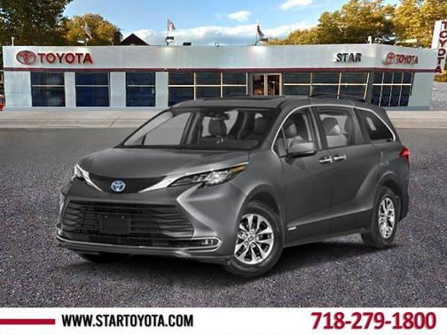 2025 Toyota Sienna XLE