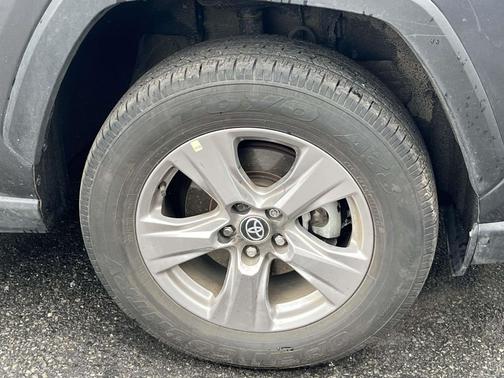 Magnetic Gray Metallic 2023 Toyota RAV4 XLE