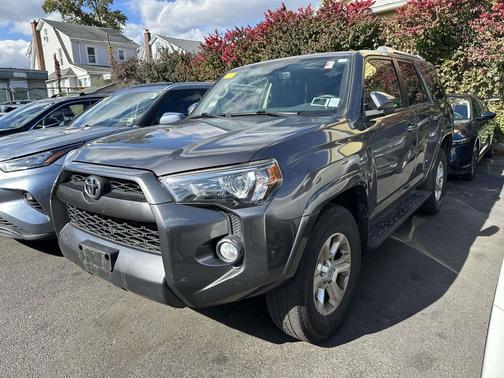 2018 Toyota 4Runner SR5
