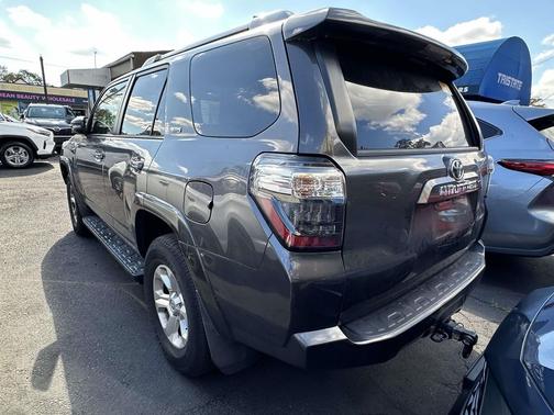 2018 Toyota 4Runner SR5