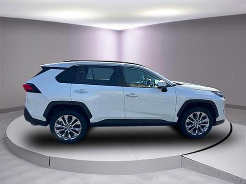 2022 Toyota RAV4 Limited