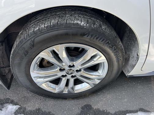 2022 Toyota Sienna Platinum