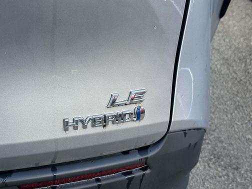 2023 Toyota Sienna LE