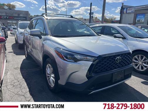 2023 Toyota Corolla Cross LE
