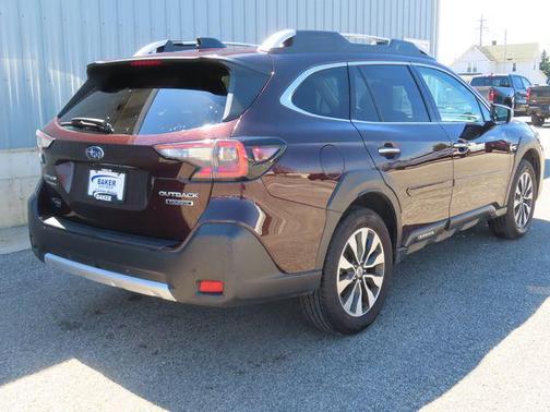 Dark Mahogany Pearl 2024 Subaru Outback Touring