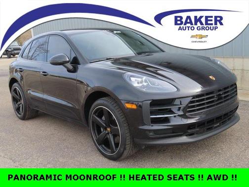 2021 Porsche Macan Base