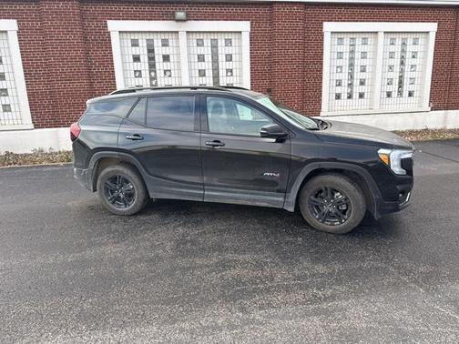 2024 GMC Terrain AWD AT4