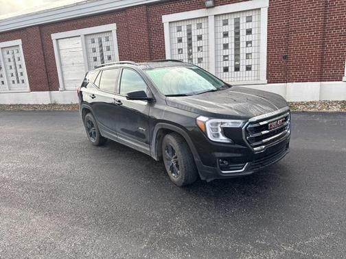 2024 GMC Terrain AWD AT4