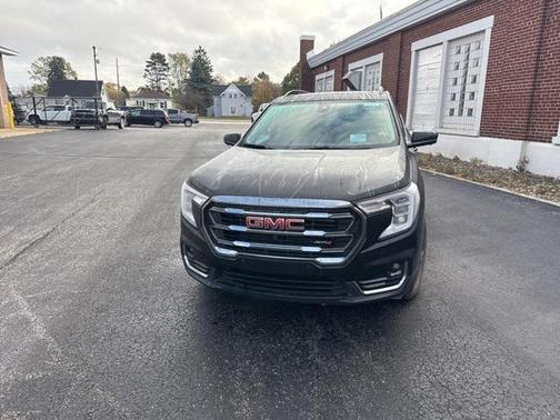 2024 GMC Terrain AWD AT4