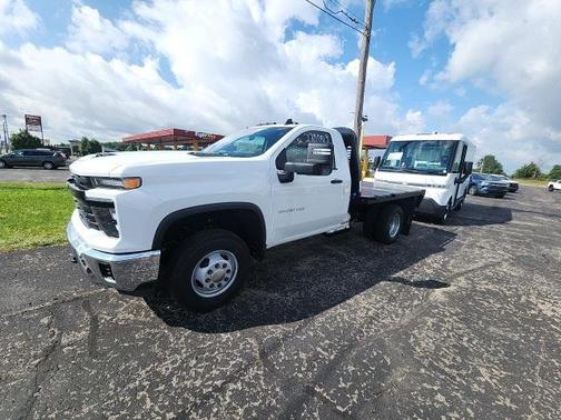 2025 Chevrolet Silverado 3500 WT