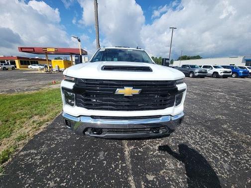 2025 Chevrolet Silverado 3500 WT